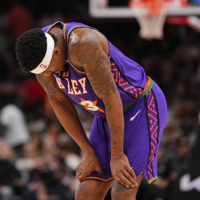 完美体育线上登录-篮球比赛只得1分不容易！比尔复出之战30分钟7中0